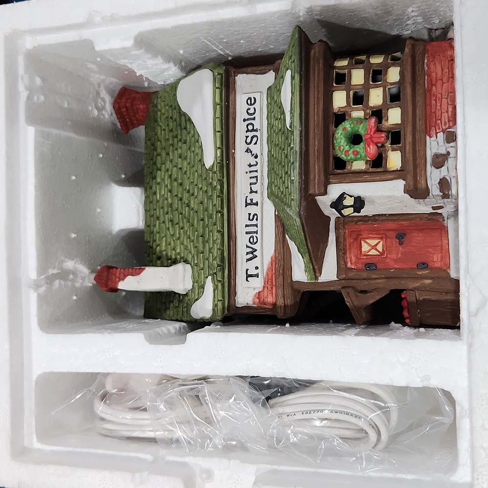 Heritage Village Collection Dickens' Village Series T.Wells Fruit And Spice Shop